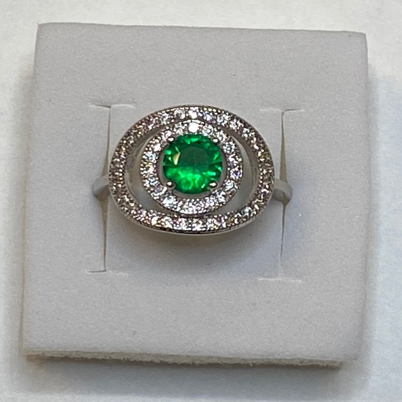 Silver toned double halo emerald ring - Picture 2 of 4